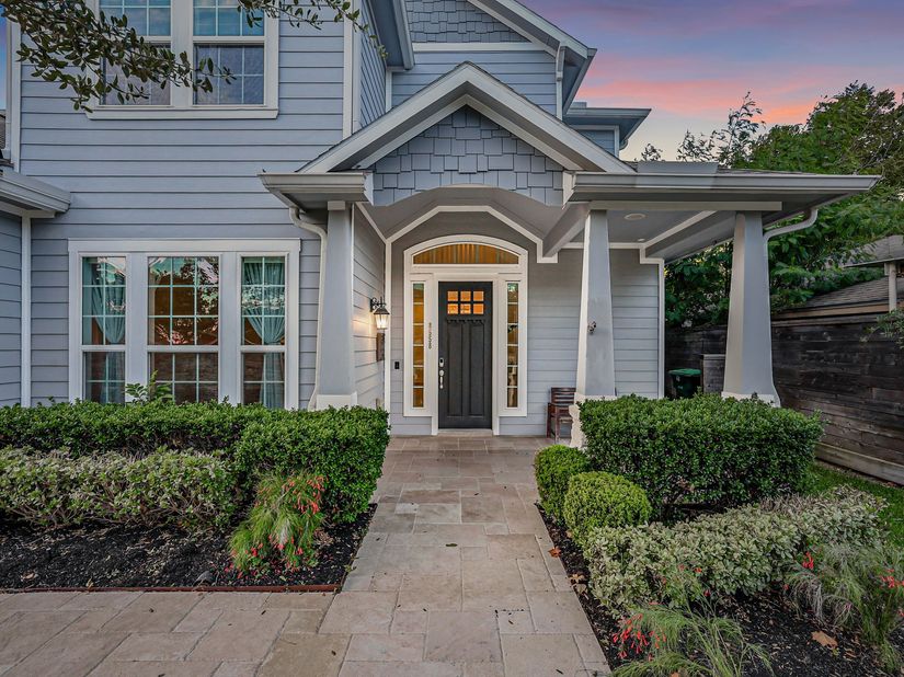 8558 Ridgepoint Drive, Houston TX 77055
