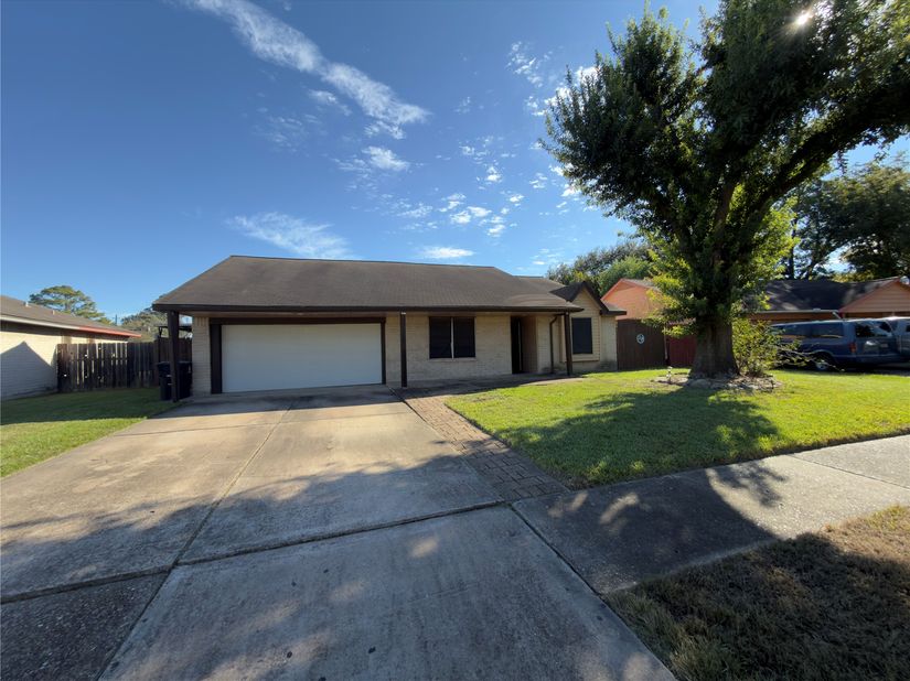 15134 Kaler Road, Houston TX 77060