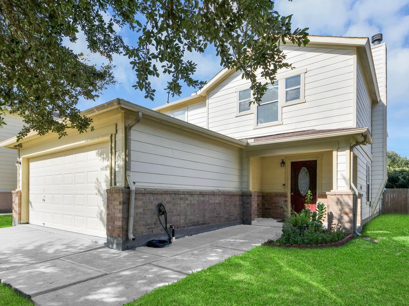 9510 Yearling Branch Dr, Houston TX 77075