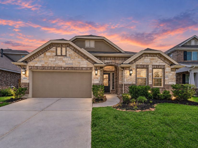 4331 Tawny Timber Drive, Spring TX 77386