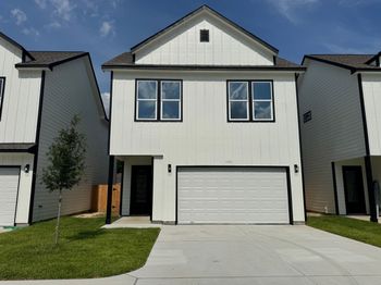 1306 Duff Lane