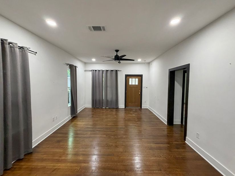 7305 Capitol Street, Houston TX 77011