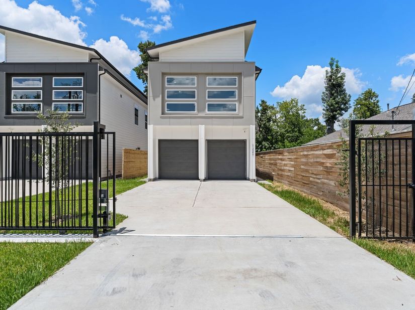 7321 Laura Koppe Road, Houston TX 77028