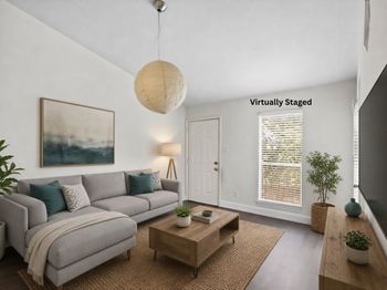 3900 Woodchase Drive