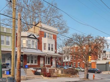 6201 Lansdowne Avenue