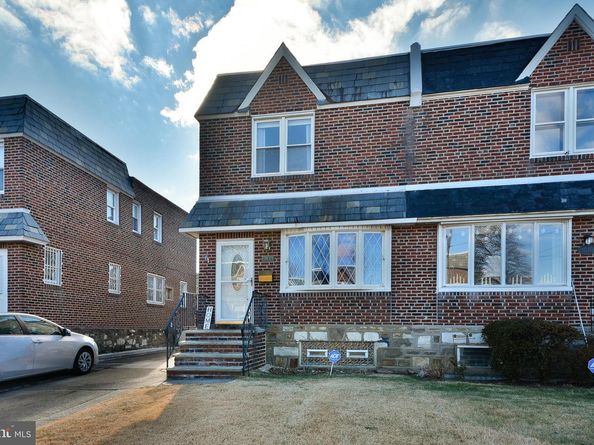 1012 Saint Vincent Street, Philadelphia PA 19111