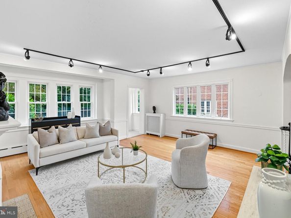 1628 44TH Street NW, Washington DC 20007