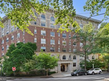 2039 New Hampshire Avenue NW