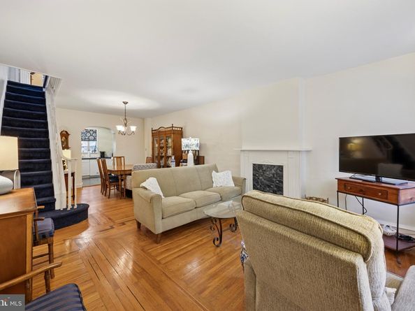 116 Emily Street, Philadelphia PA 19148