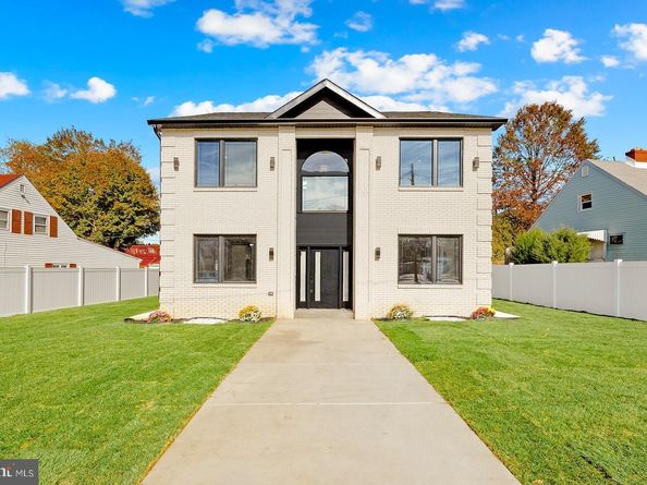 3215 Brookdale Road, Philadelphia PA 19114