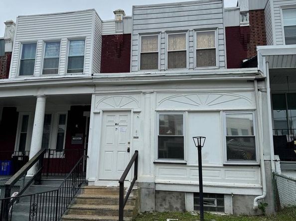 2028 Conlyn Street, Philadelphia PA 19138