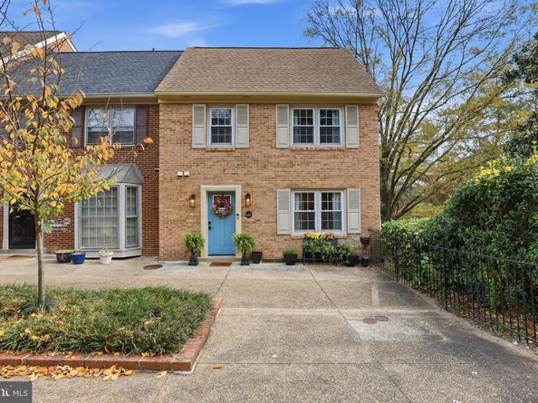 661 N Armistead Street, Alexandria VA 22312