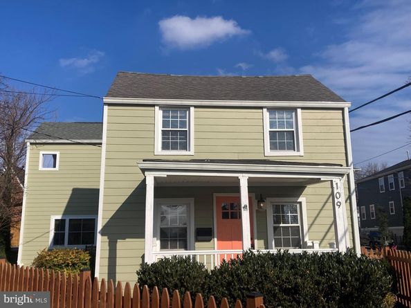 109 N Brookside Drive, Arlington VA 22201