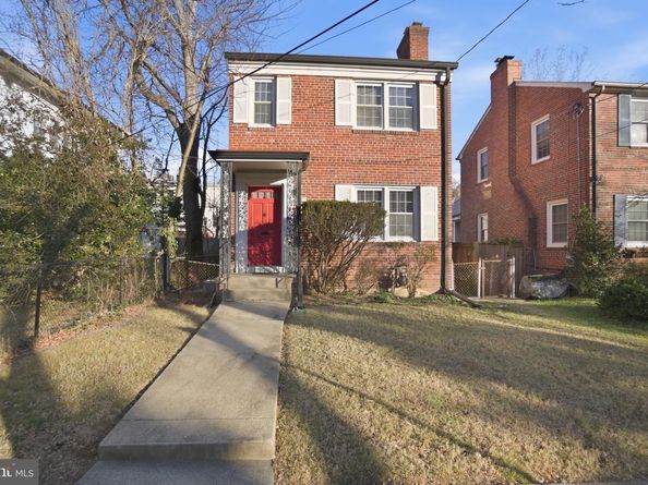 5331 42nd Place NW, Washington DC 20015