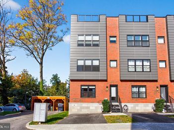 7019 Pipers Glen Way