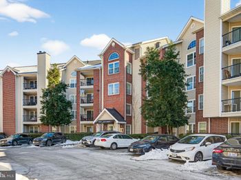 3313 Wyndham Circle