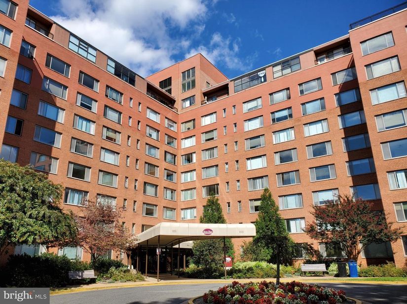 1111 N Arlington Boulevard 623, Arlington VA 22209