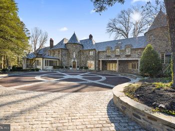 770 & 768 Parkes Run Lane