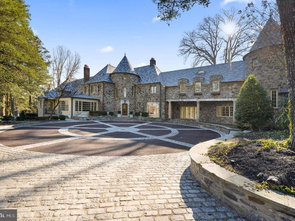 770 & 768 Parkes Run Lane, Villanova PA 19085