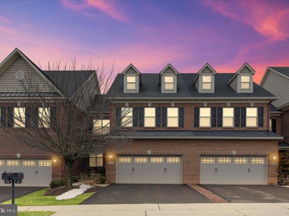 311 Saint James Drive, Langhorne PA 19047