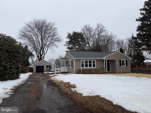 1420 S Pleasant Drive, Feasterville Trevose PA 19053