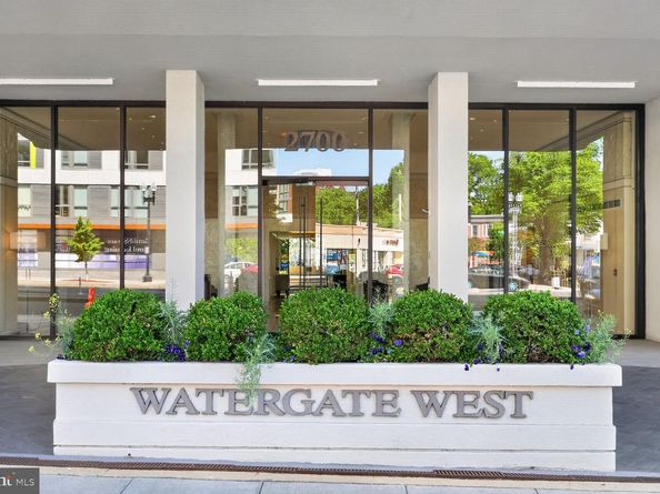 2700 Virginia Avenue NW 304, Washington DC 20037
