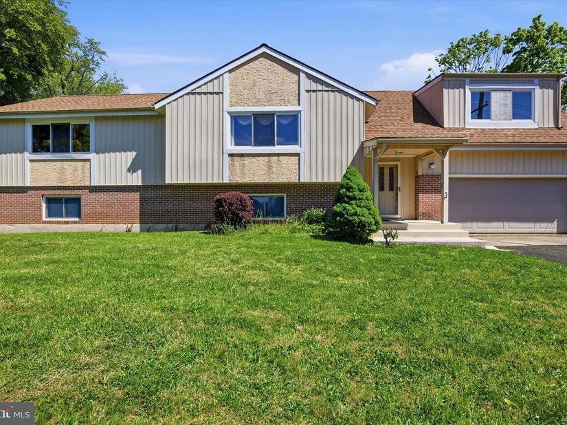 1265 Old York Road, Warminster PA 18974
