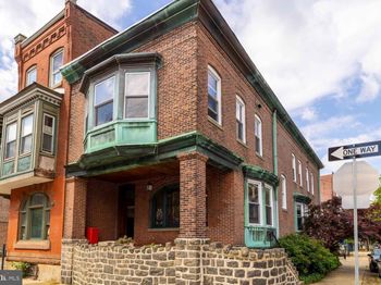 328 N 39TH Street