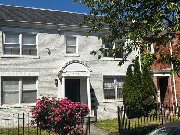 1240 18TH Street NE 2, Washington DC 20002