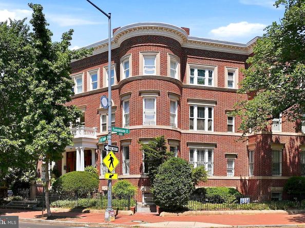 1200 East Capitol Street NE 1, Washington DC 20002