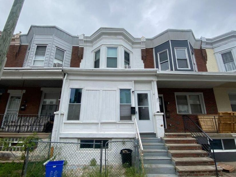 2111 S Shields, Philadelphia PA 19142