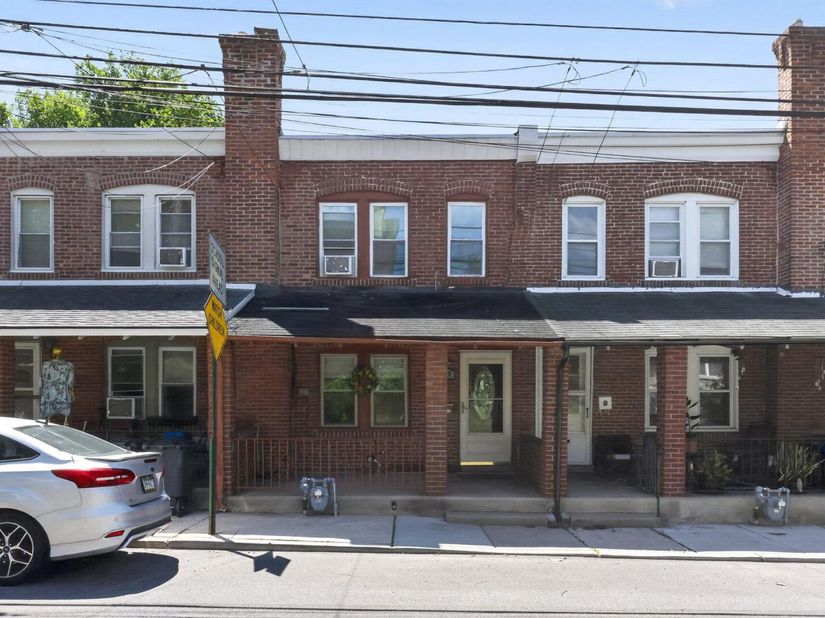 3840 Dennison Avenue, Drexel Hill PA 19026