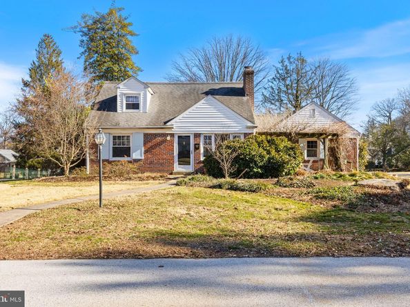 300 Barry Lane, Wallingford PA 19086