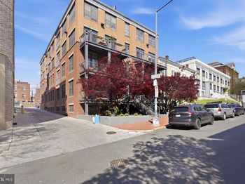 2412 17TH Street NW