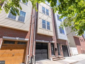 1905 League Street