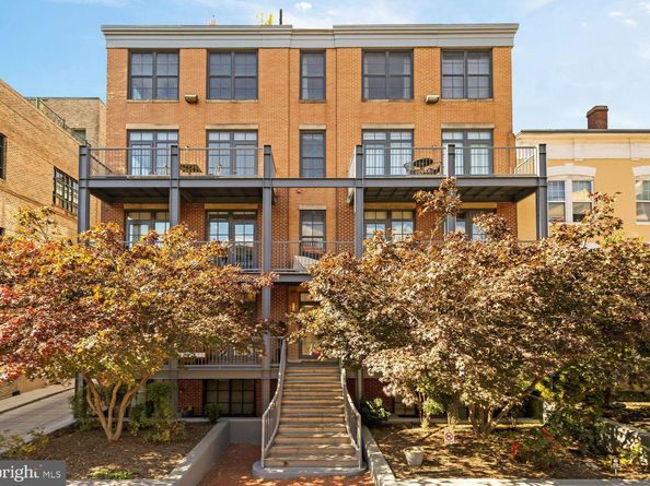 2412 17TH Street NW C03, Washington DC 20009