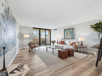 1101 S Arlington Ridge