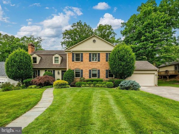 8308 River Falls Drive, Potomac MD 20854
