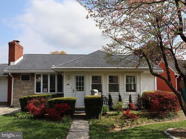 684 Austin Drive, Fairless Hills PA 19030