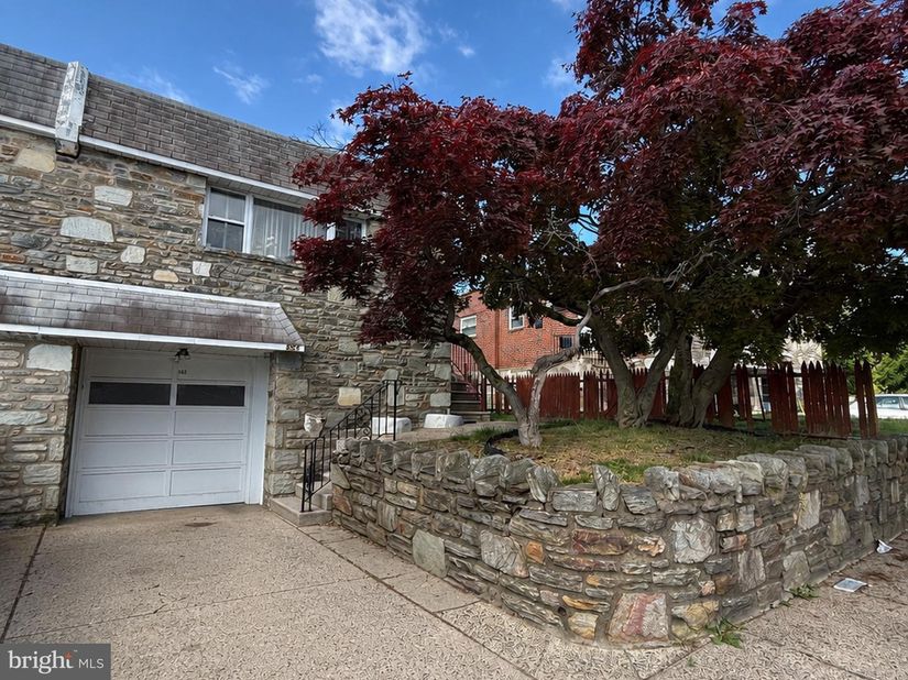 562 Larkspur Street, Philadelphia PA 19116