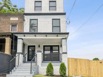 636 Edgewood Street NE