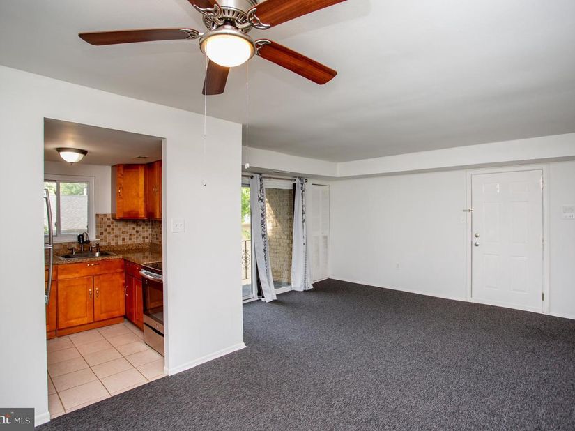8030 Ditman Street 72L, Philadelphia PA 19136