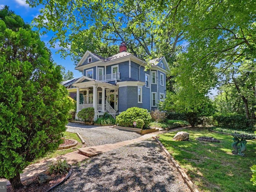 6626 1st Street NW, Washington DC 20012