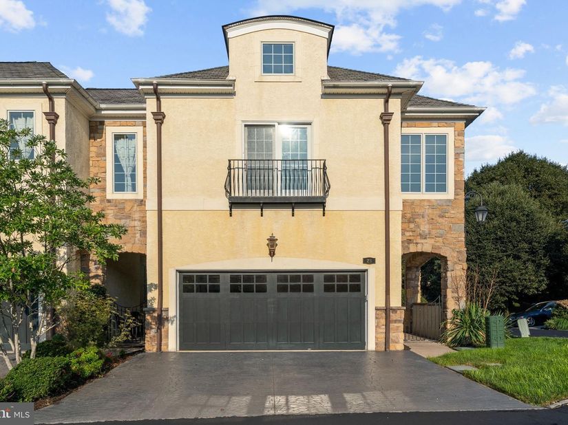 25 Breyer Court 25E, Elkins Park PA 19027