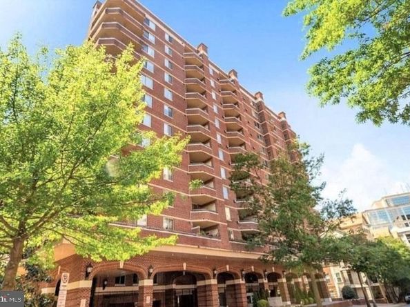 1276 N Wayne Street 1000, Arlington VA 22201