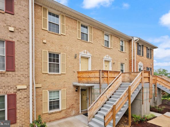 905 S Rolfe Street 2, Arlington VA 22204