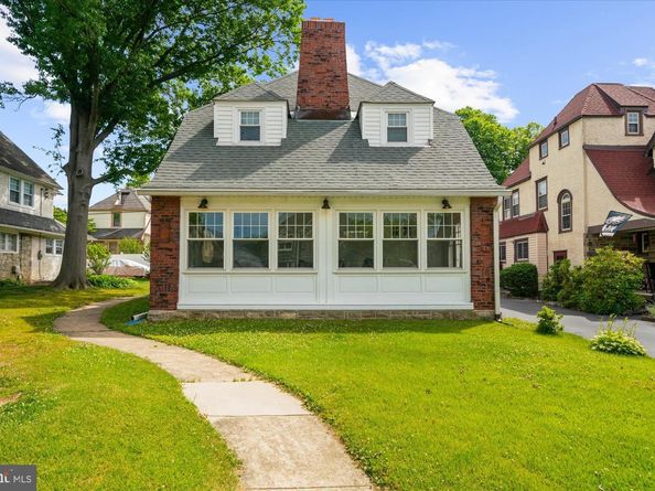 1041 Blythe Avenue, Drexel Hill PA 19026
