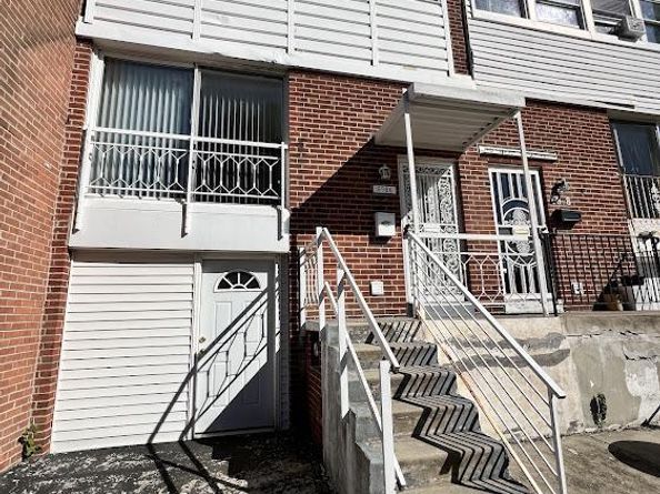 6926 Grosbeak Place, Philadelphia PA 19142