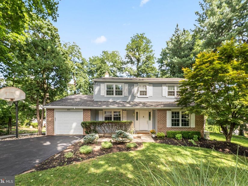 801 Pardee Lane, Wyncote PA 19095