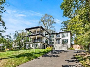 6884 Churchill Road